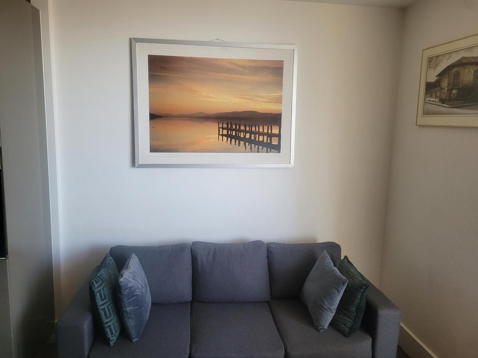2 Bedroom 2 Bath 1 Ensuite In Roya Asenal Beautiful Views & Parking London Exterior photo